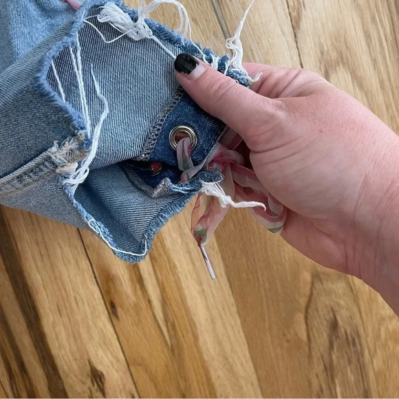 Anthro Pilcro and the Letterpress Floral Lace Up Raw Hem Slim Straight Jeans 30 - Picture 11 of 15